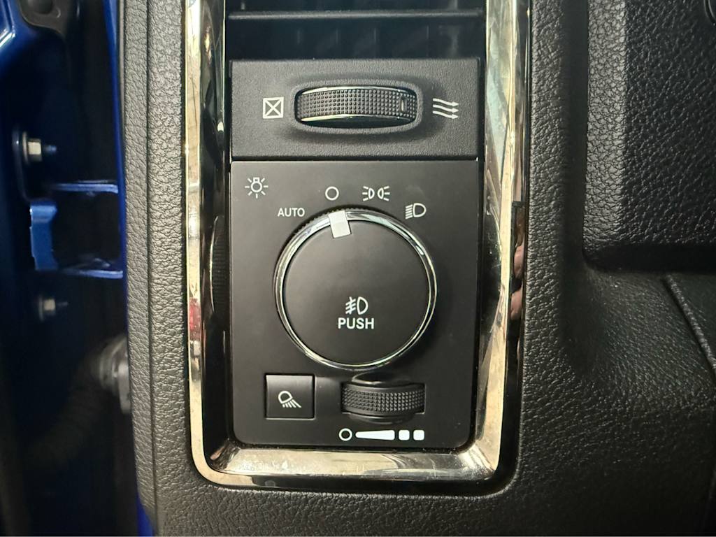 Thumbnail: 2015 RAM 1500 - 29