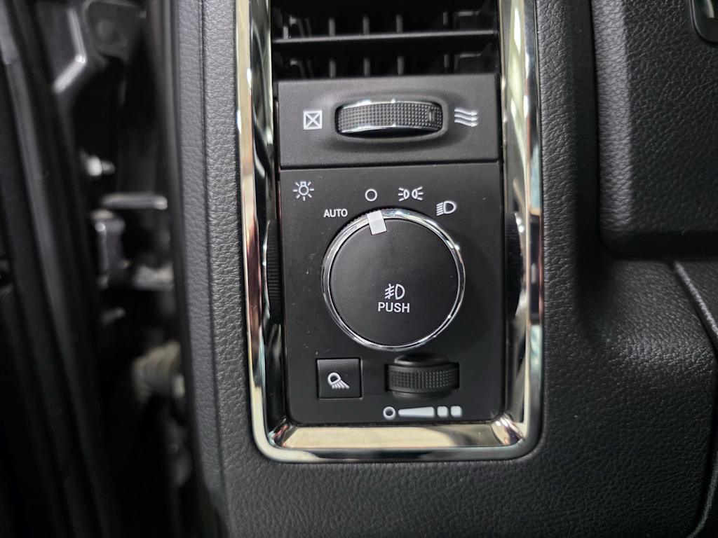 Thumbnail: 2017 RAM 1500 - 25