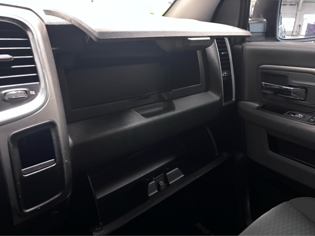 Thumbnail: 2019 RAM 1500 - 25