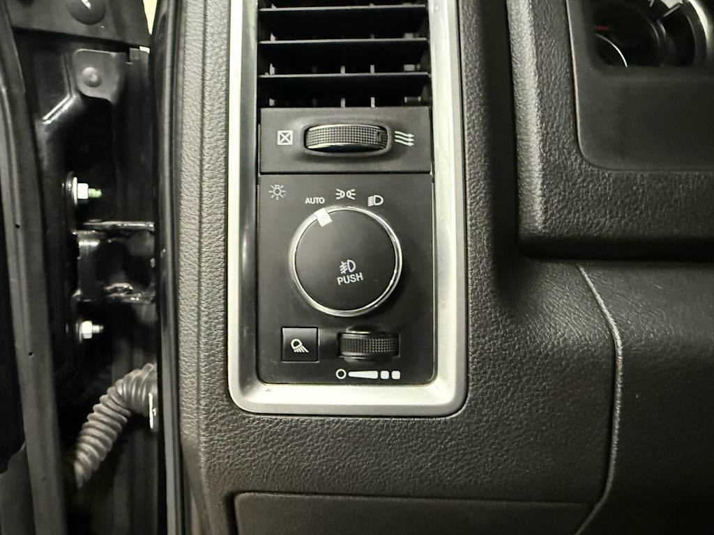Thumbnail: 2022 RAM 1500 - 25