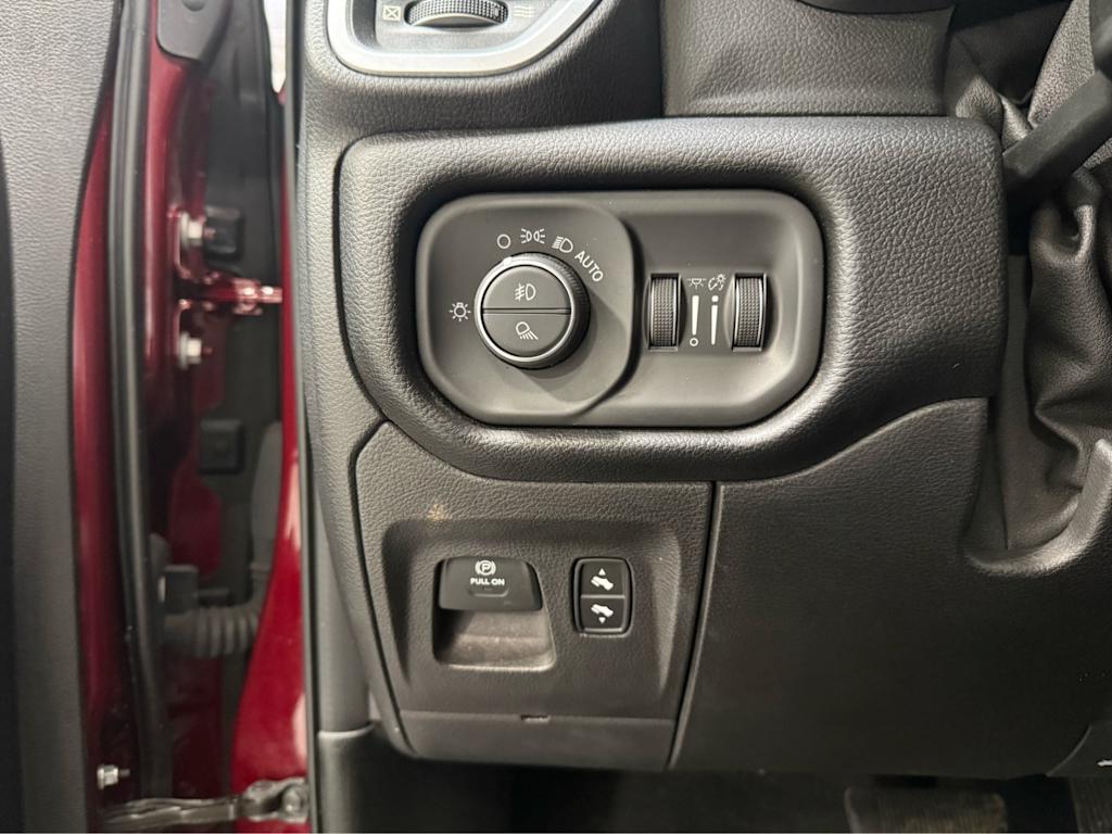 Thumbnail: 2019 RAM 1500 - 29