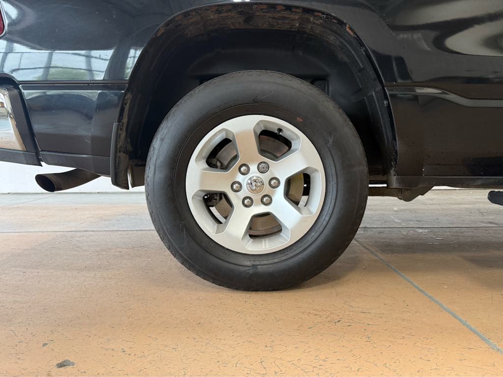 Thumbnail: 2019 RAM 1500 - 16