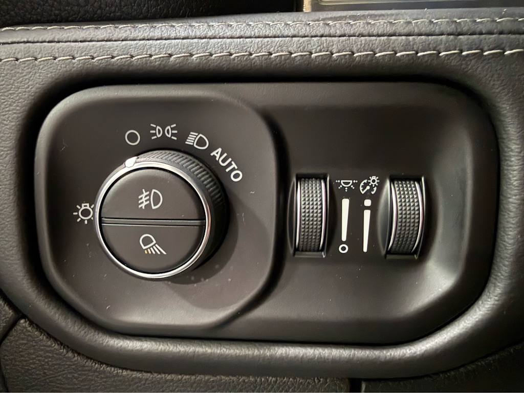 Thumbnail: 2020 RAM 1500 - 28