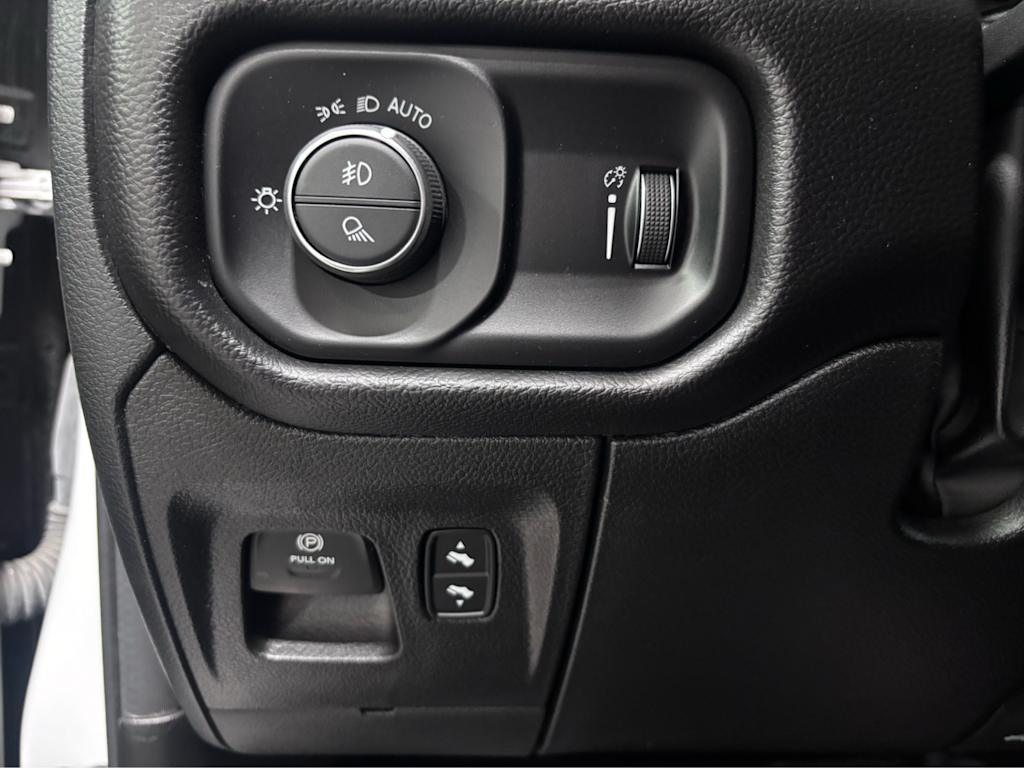 Thumbnail: 2022 RAM 1500 - 30