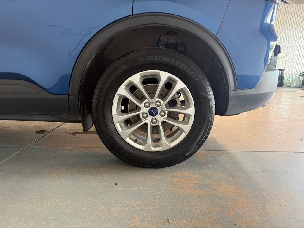 Thumbnail: 2022 Ford Escape - 17