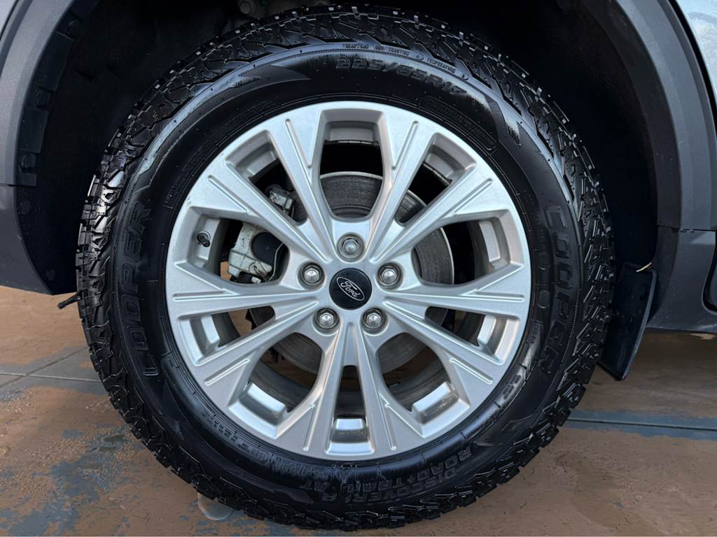 Thumbnail: 2024 Ford Escape - 17