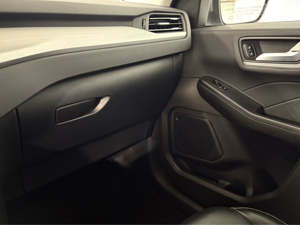 Thumbnail: 2024 Ford Escape - 26