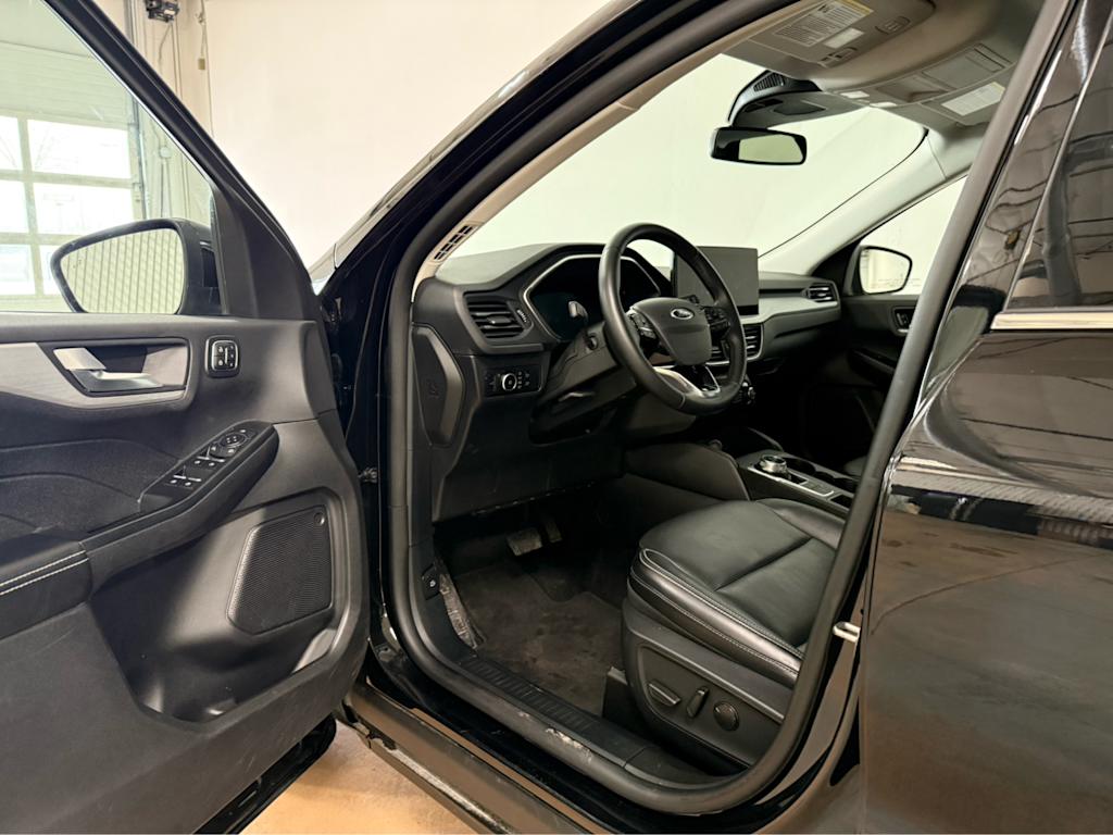 Thumbnail: 2025 Ford Escape - 19