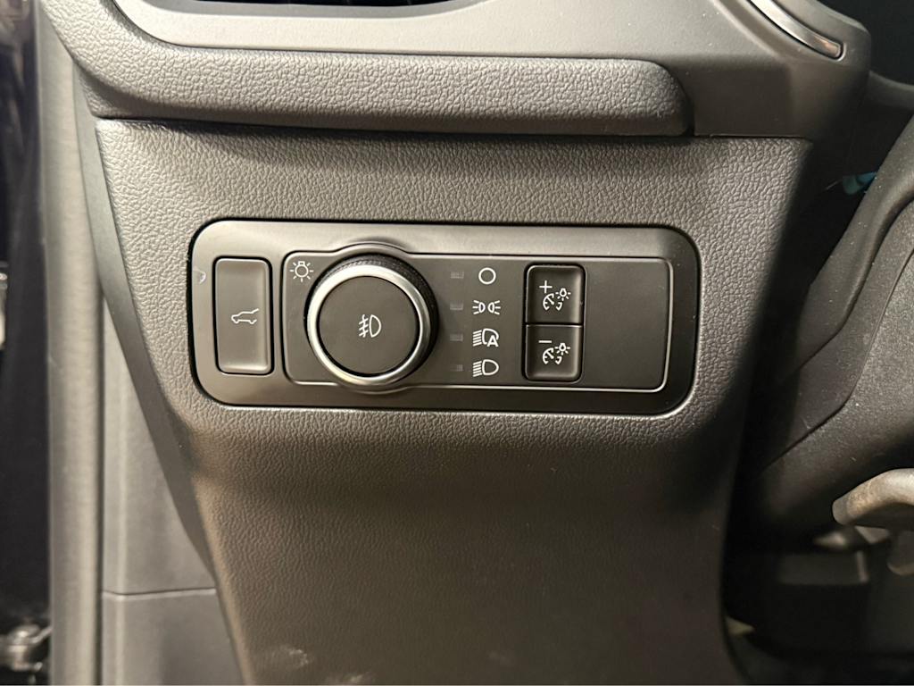 Thumbnail: 2025 Ford Escape - 28