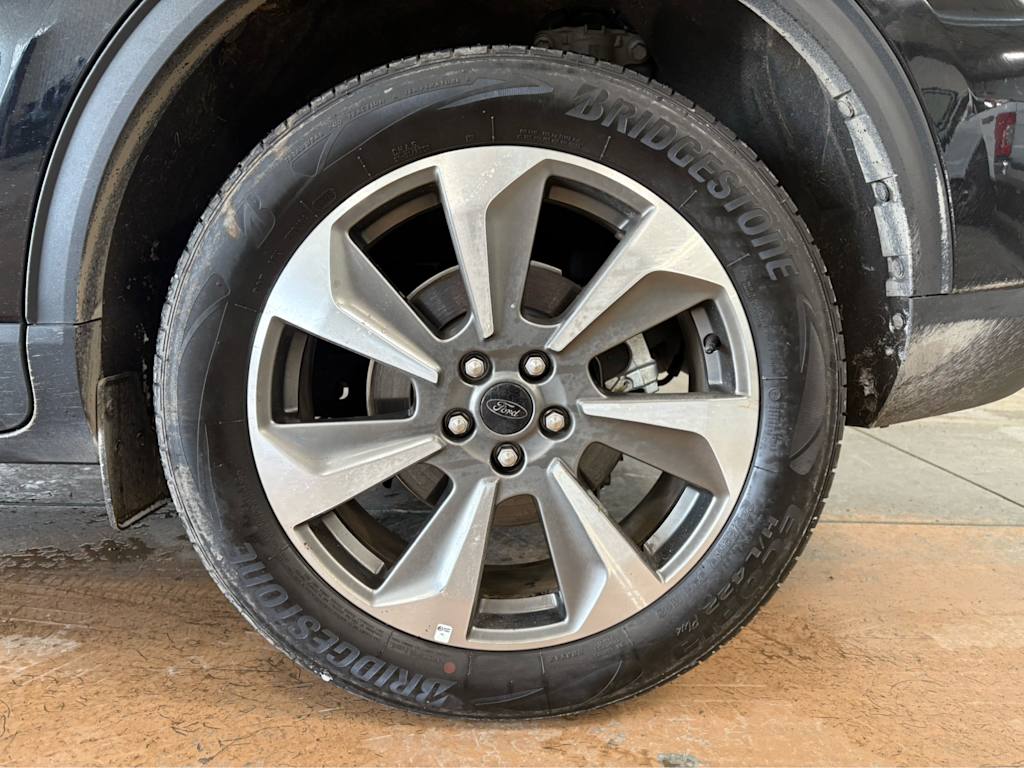 Thumbnail: 2025 Ford Escape - 18