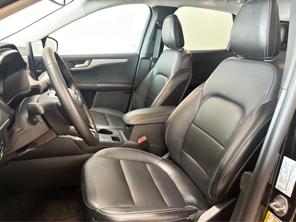 Thumbnail: 2025 Ford Escape - 8