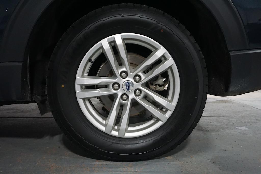 Thumbnail: 2023 Ford Explorer - 16