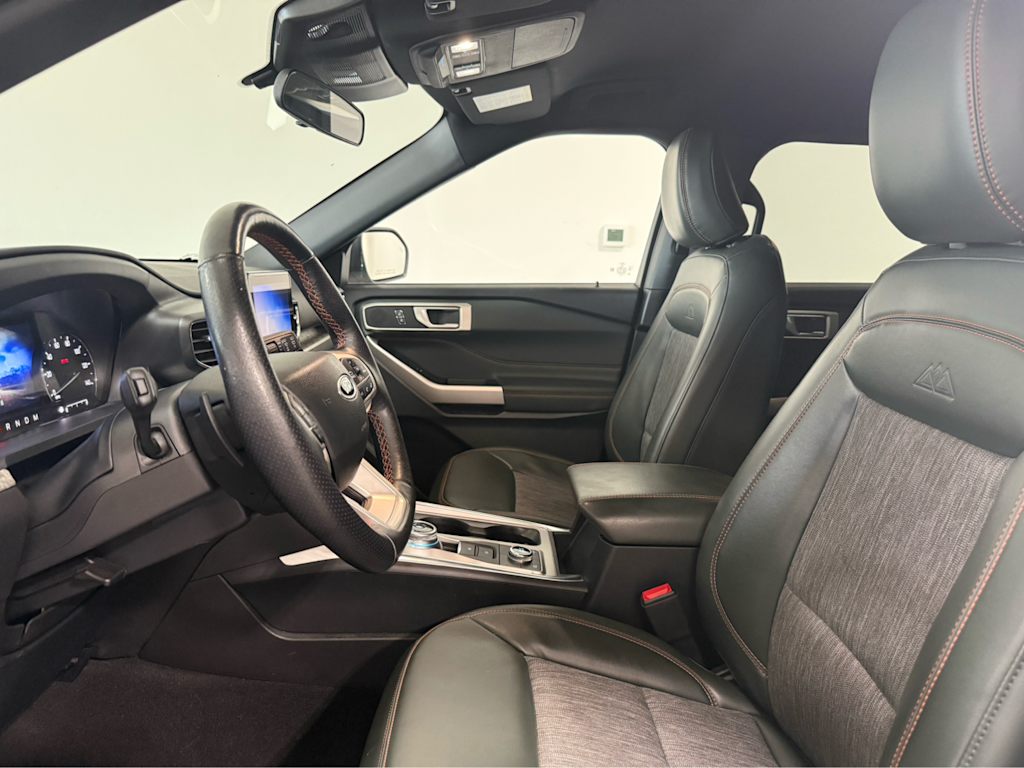 Thumbnail: 2023 Ford Explorer - 8