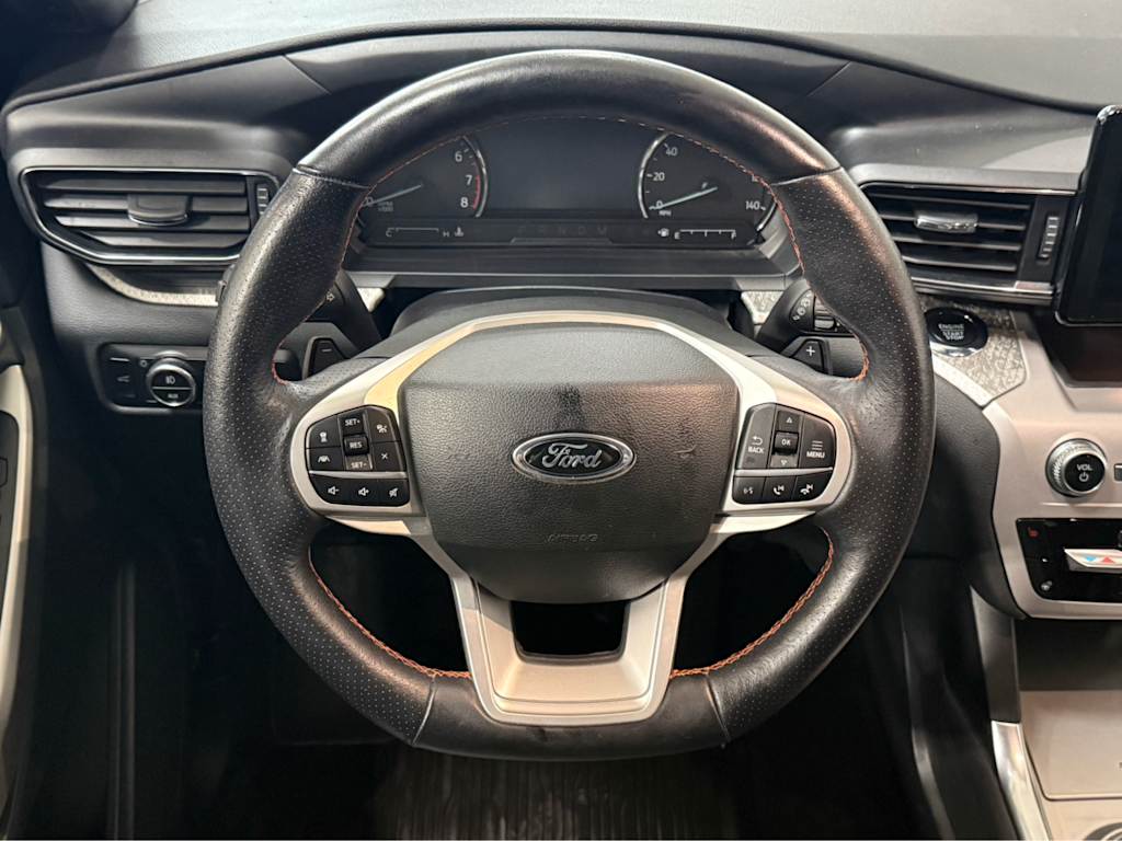 Thumbnail: 2023 Ford Explorer - 7