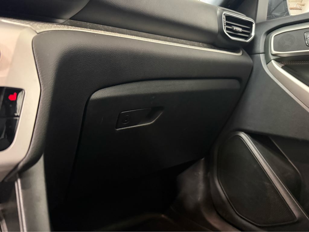 Thumbnail: 2023 Ford Explorer - 22