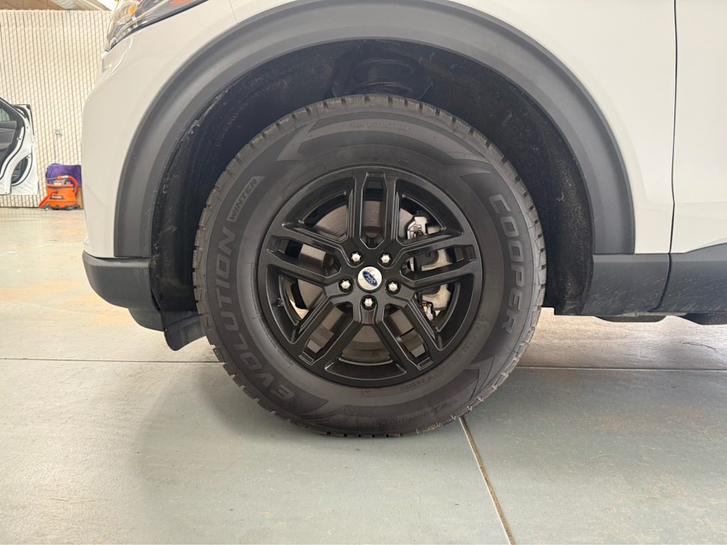 Thumbnail: 2025 Ford Explorer - 19