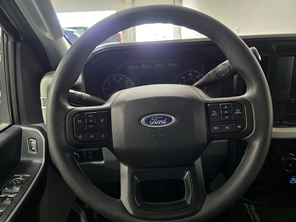 Thumbnail: 2025 Ford F-350 - 8