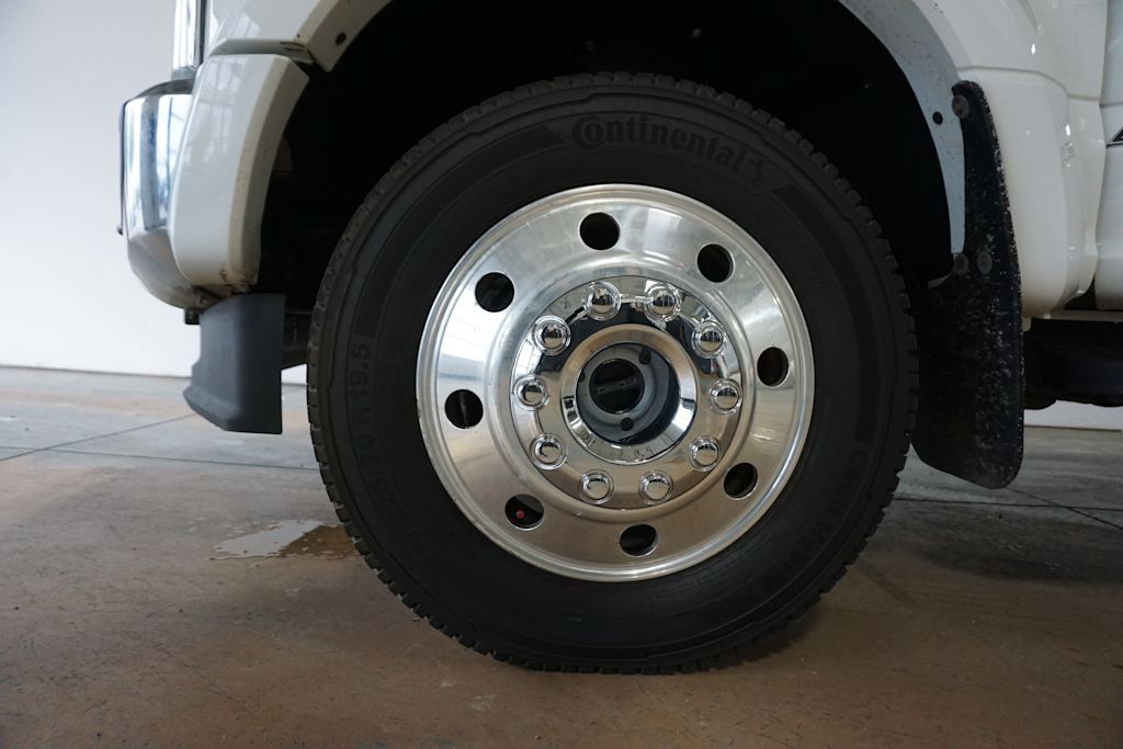 Thumbnail: 2022 Ford F-450 - 6