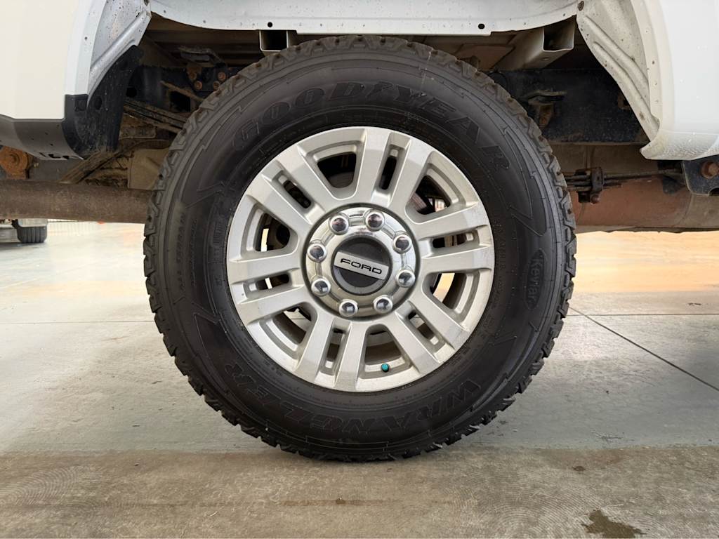 Thumbnail: 2019 Ford F-350 - 19