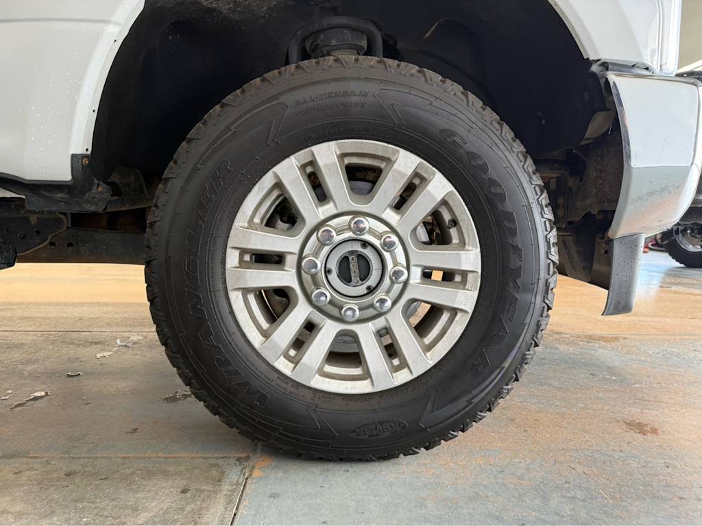 Thumbnail: 2019 Ford F-350 - 20