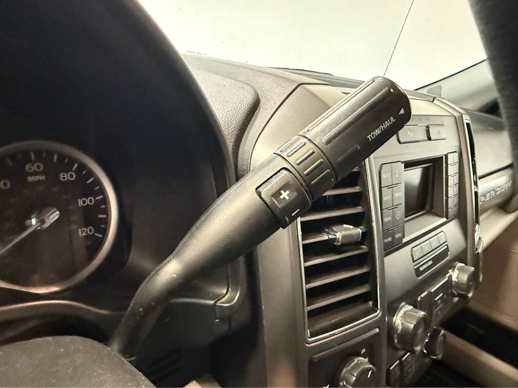 Thumbnail: 2019 Ford F-350 - 26