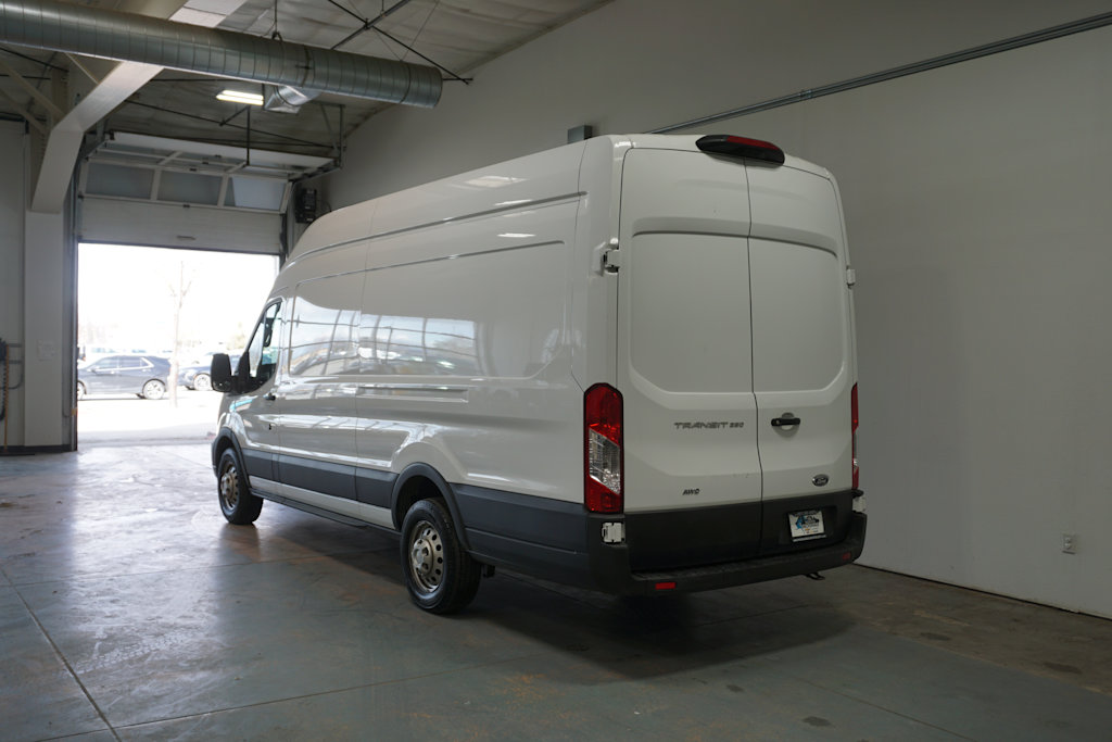 2023 Ford Transit Series 250 13