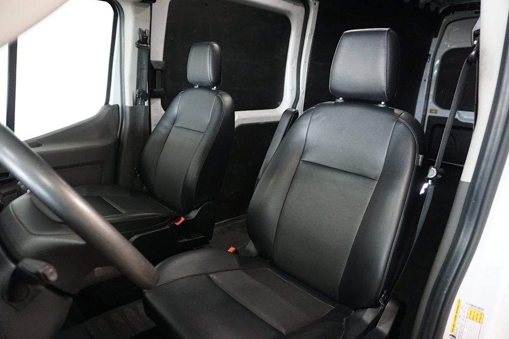 2023 Ford Transit Series 250 8