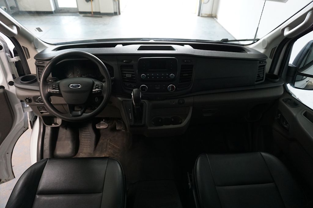 2023 Ford Transit Series 250 7
