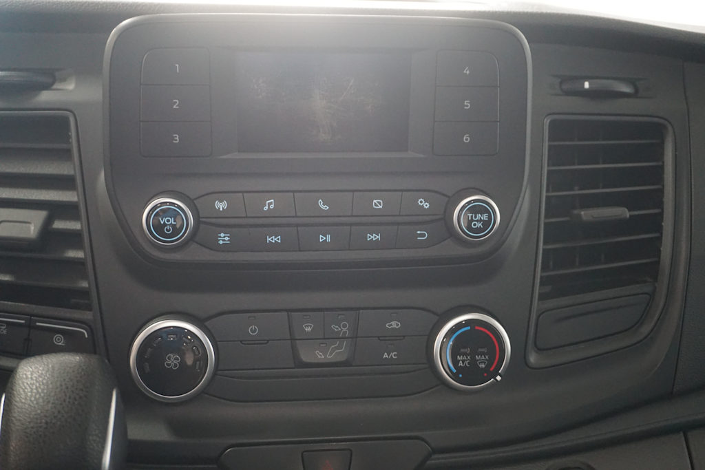 2023 Ford Transit Series 250 10