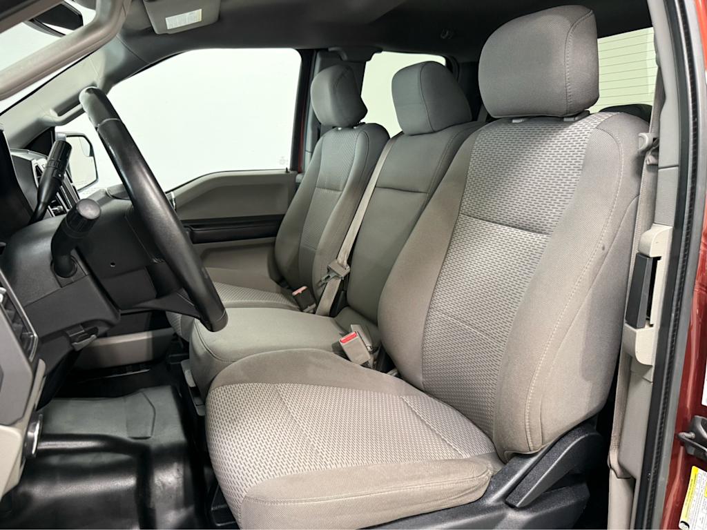 Thumbnail: 2017 Ford F-150 - 9