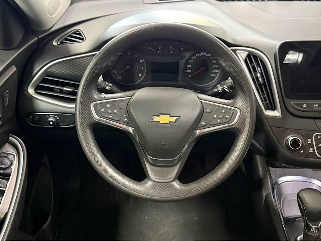 Thumbnail: 2024 Chevrolet Malibu - 7