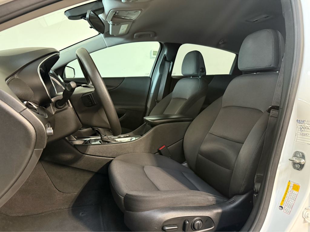 Thumbnail: 2020 Chevrolet Malibu - 8