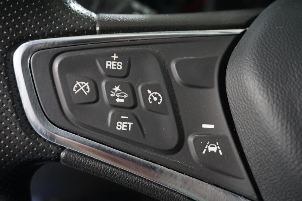 Thumbnail: 2023 Chevrolet Malibu - 26