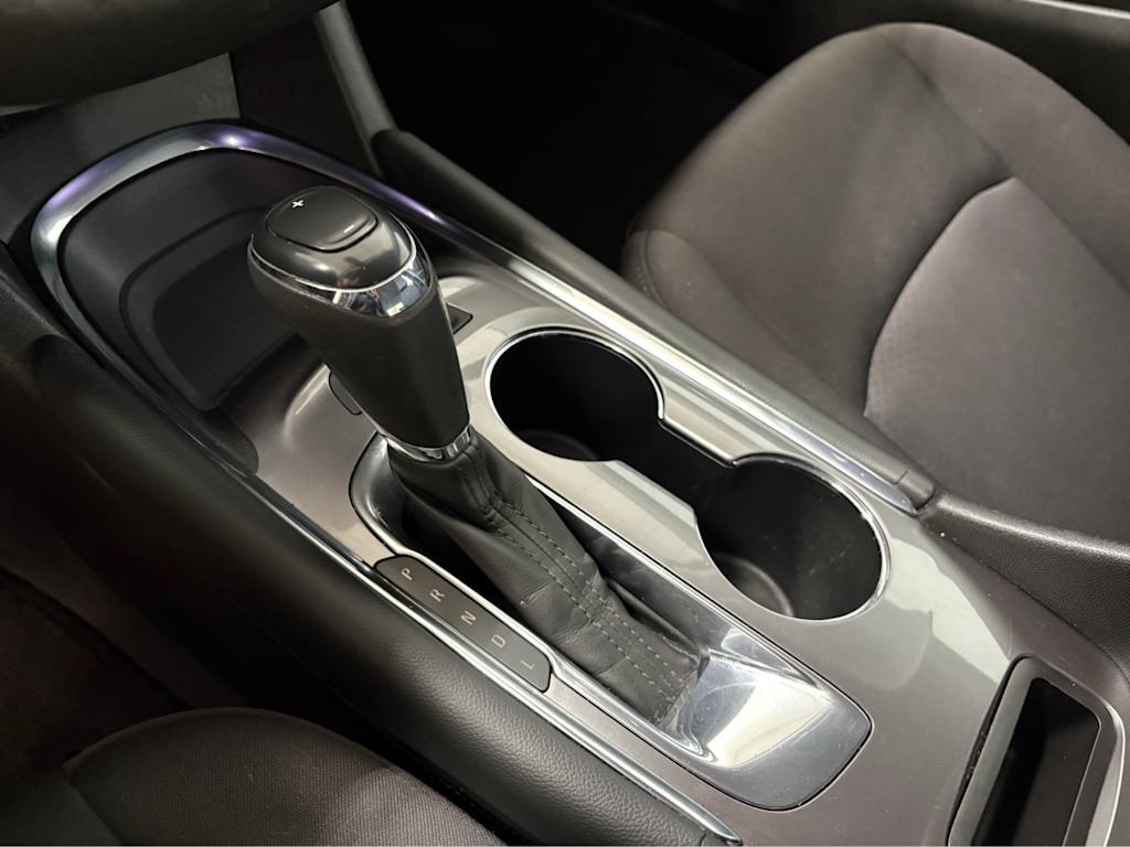 Thumbnail: 2018 Chevrolet Malibu - 11