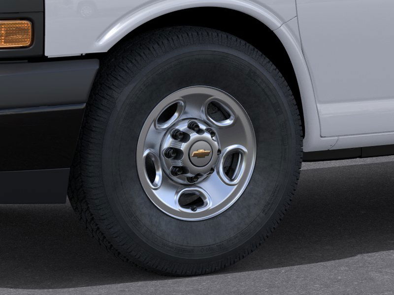 2025 Chevrolet Express Passenger LS - Photo 7