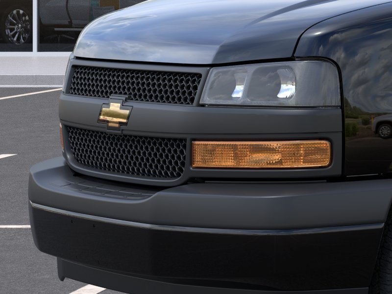 2025 Chevrolet Express Passenger LS - Photo 16