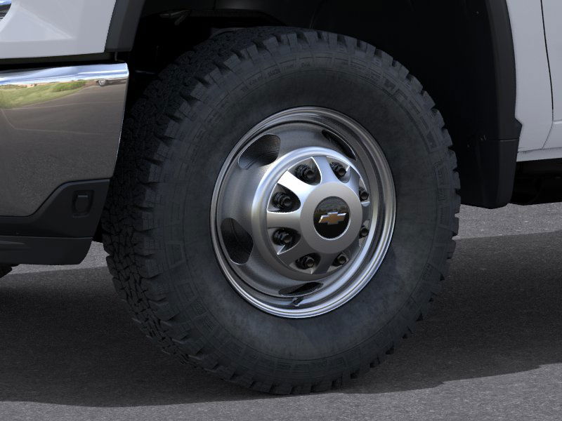 Thumbnail: 2026 Chevrolet Silverado 3500 - 6