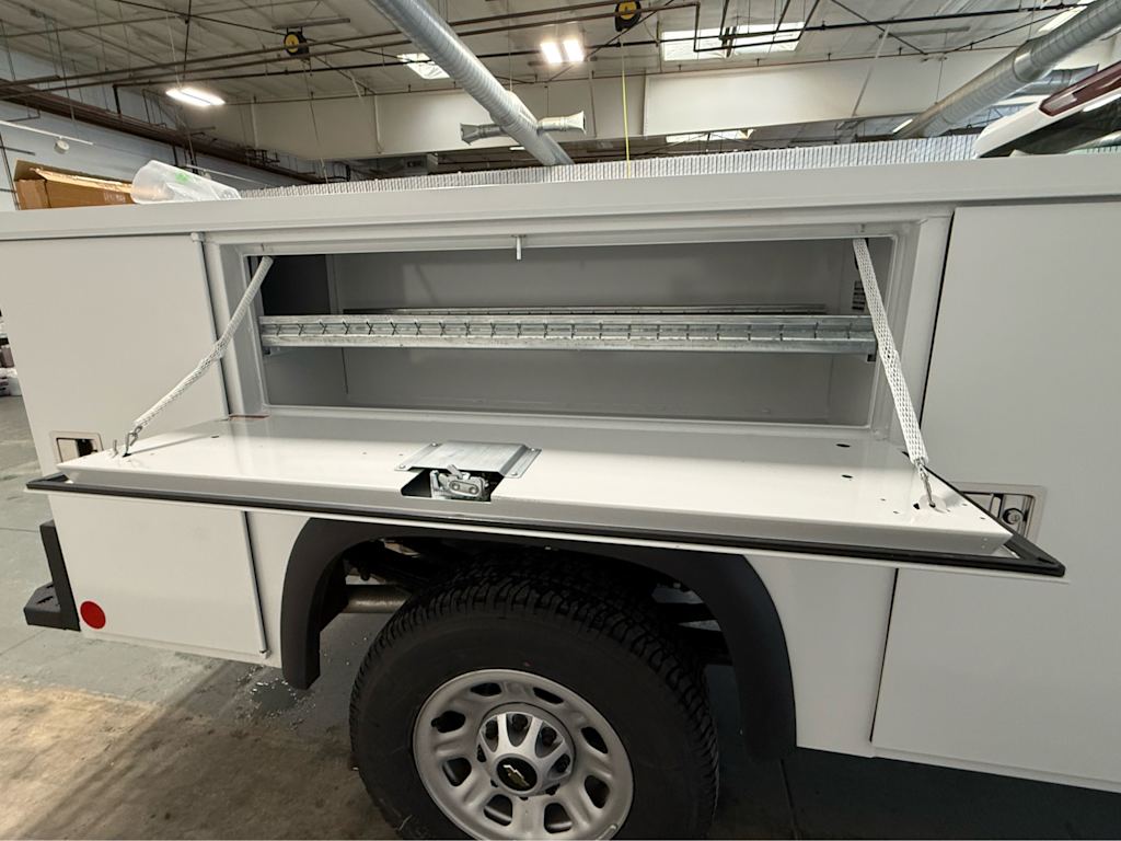 Thumbnail: 2026 Chevrolet Silverado 3500 - 21