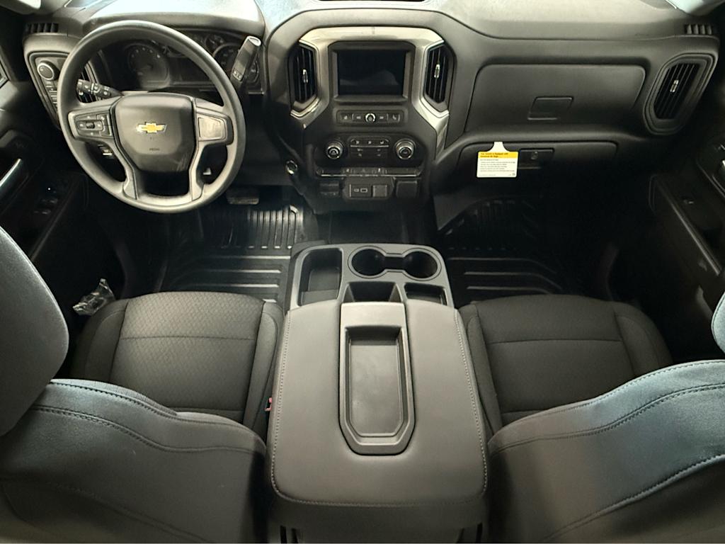 Thumbnail: 2026 Chevrolet Silverado 3500 - 2