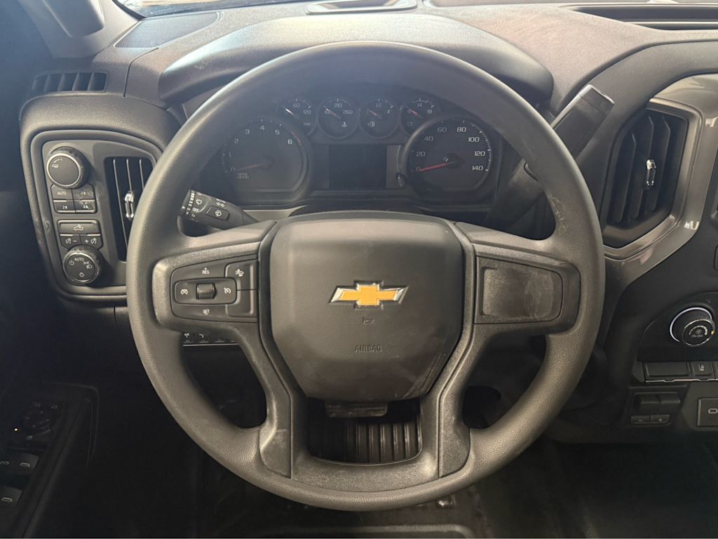 Thumbnail: 2026 Chevrolet Silverado 3500 - 8
