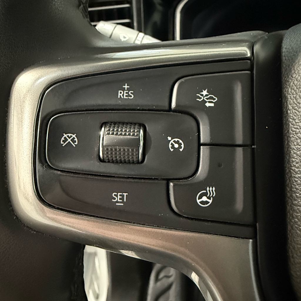 Thumbnail: 2025 Chevrolet Silverado 2500 - 21