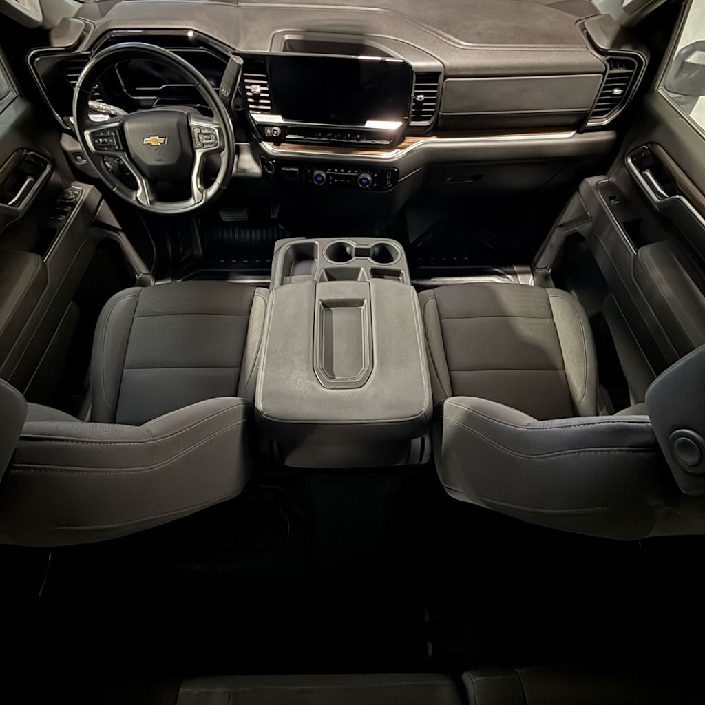 Thumbnail: 2025 Chevrolet Silverado 2500 - 2