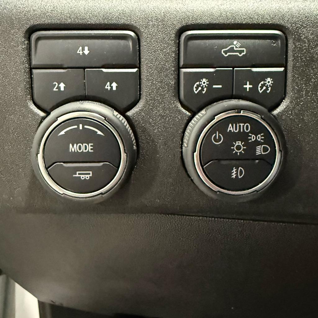 Thumbnail: 2025 Chevrolet Silverado 2500 - 27