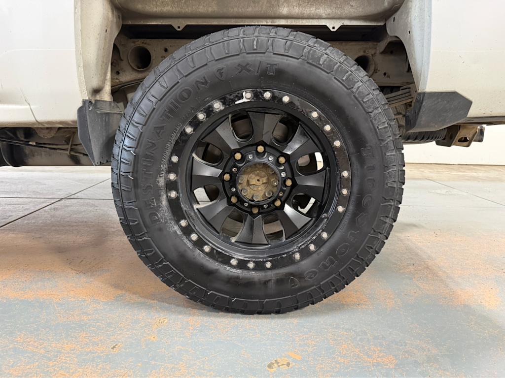 Thumbnail: 2015 Chevrolet Silverado 2500 - 17