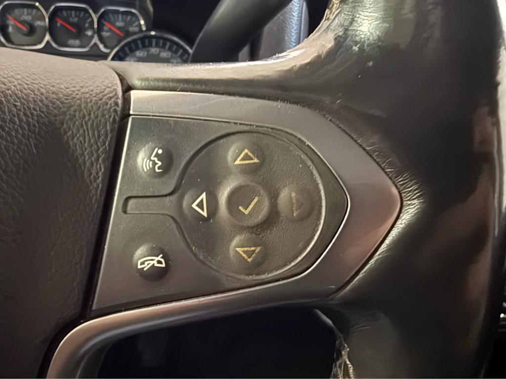 Thumbnail: 2016 Chevrolet Silverado 2500 - 25