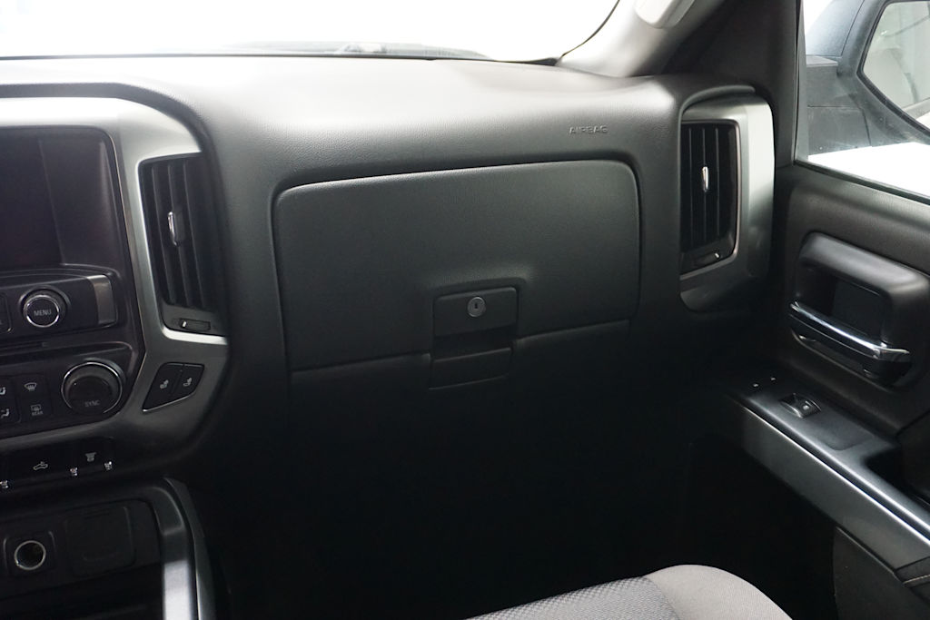 Thumbnail: 2015 Chevrolet Silverado 2500 - 20