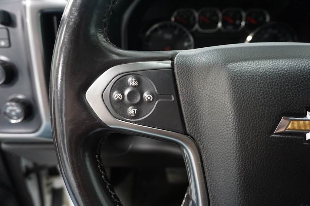 Thumbnail: 2015 Chevrolet Silverado 2500 - 24