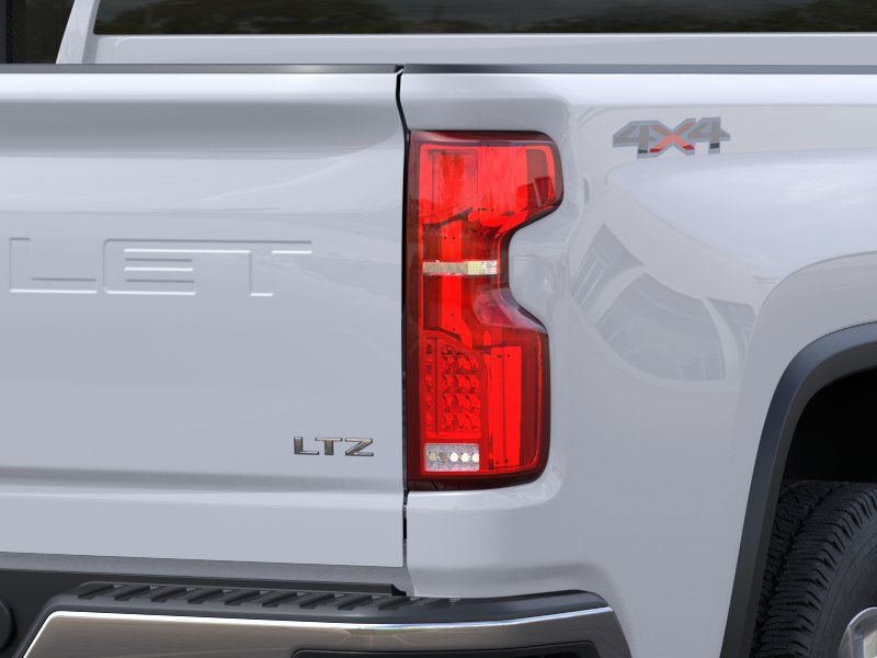 2025 Chevrolet Silverado 2500 LTZ 18