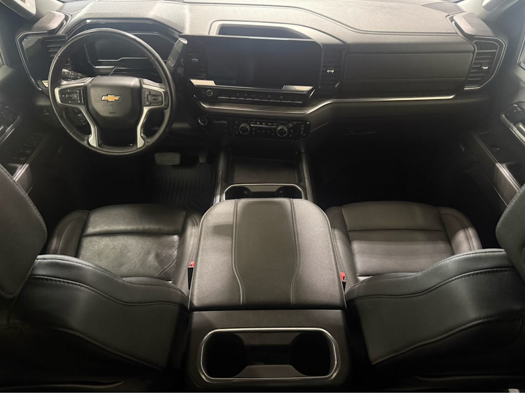 Thumbnail: 2025 Chevrolet Silverado 2500 - 2