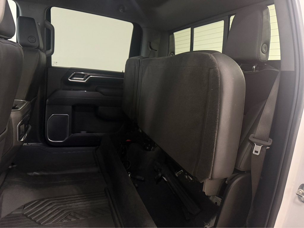 Thumbnail: 2025 Chevrolet Silverado 2500 - 21